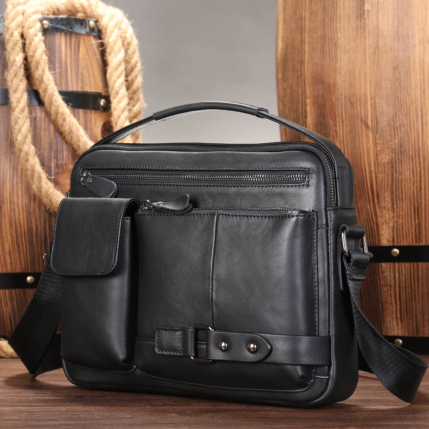 Genuine Leather Men’s Messenger Bag – Timeless Design