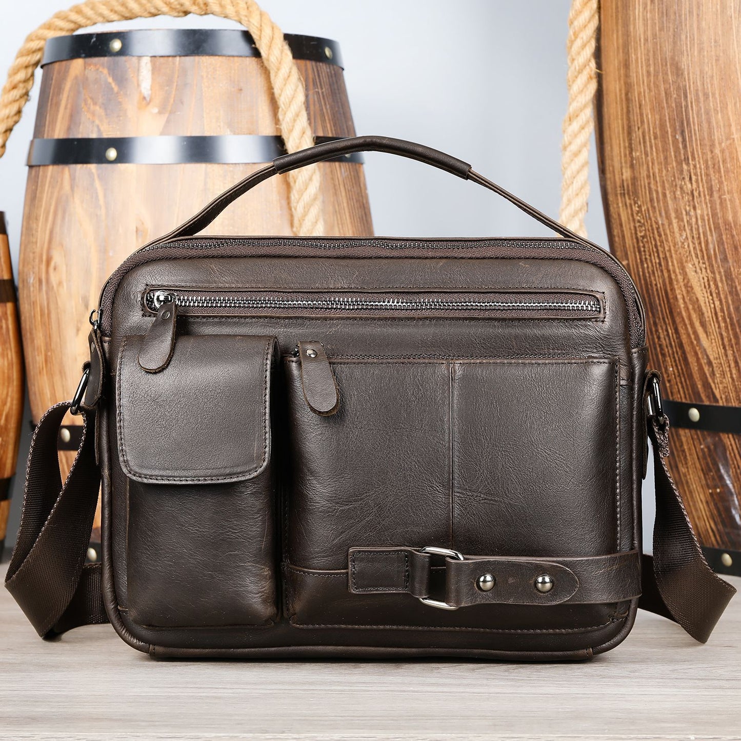 Genuine Leather Men’s Messenger Bag – Timeless Design
