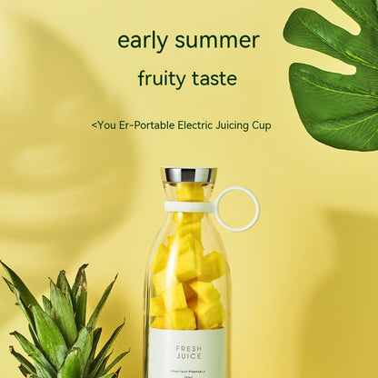 Magnetic Charging Mini Juicer – Fresh Juice On The Go