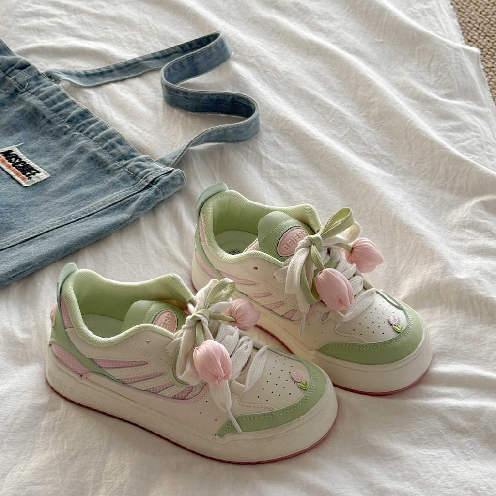 Women’s Versatile Casual Sports Shoes for Everyday Comfort