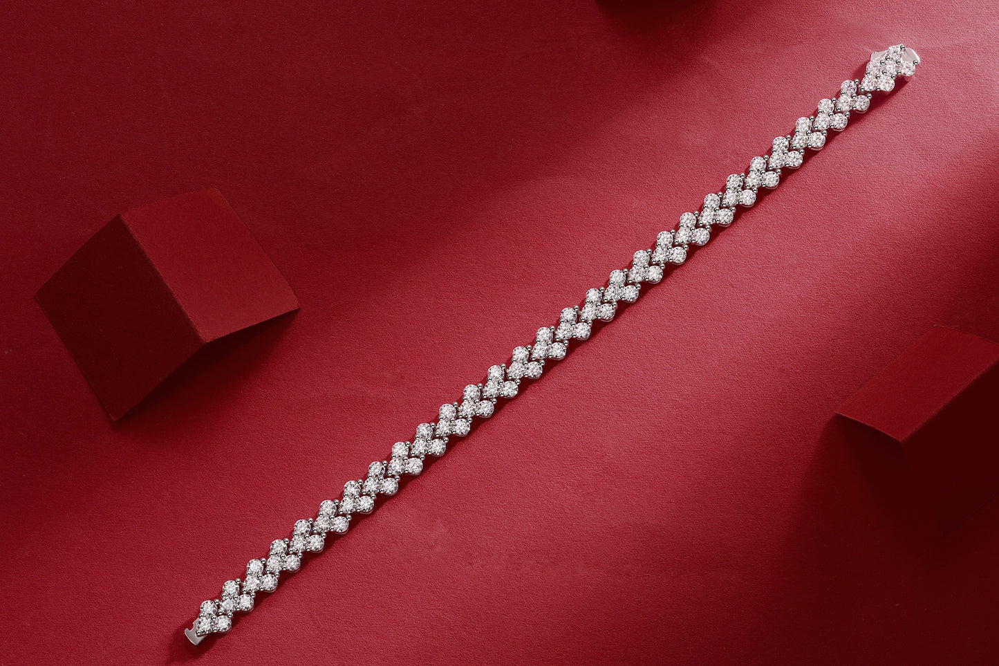 Luxury Moissanite Silver Bracelets for Everyday Elegance