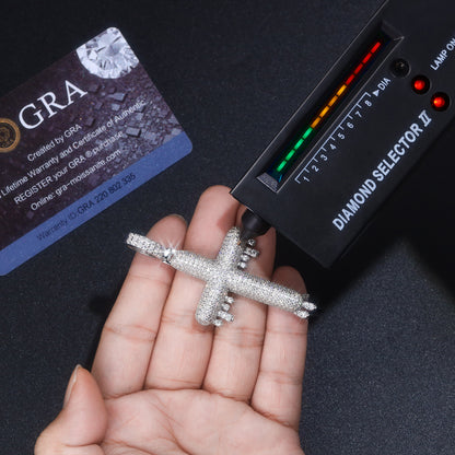 Luxury Moissanite Silver Necklace – Elegant Platinum Finish