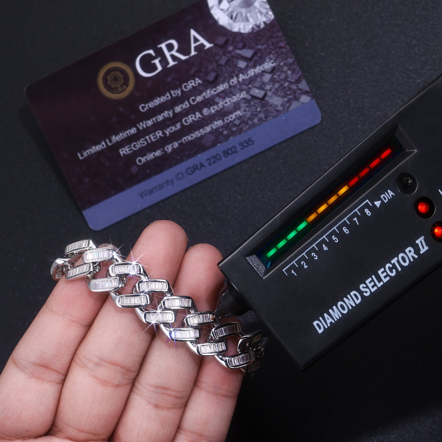 Elegant Moissanite Silver Bracelet – Fashionable Platinum Finish